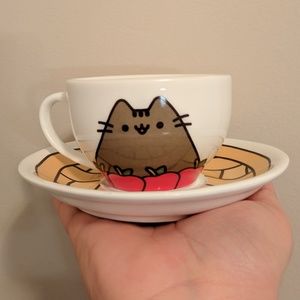 Pusheen Apple Pie Tea Cup